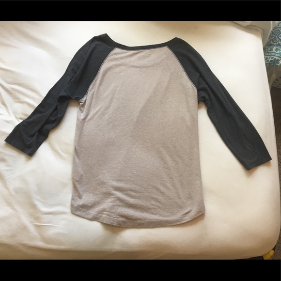 American Flag Tee- Billabong! - Picture 5 of 5